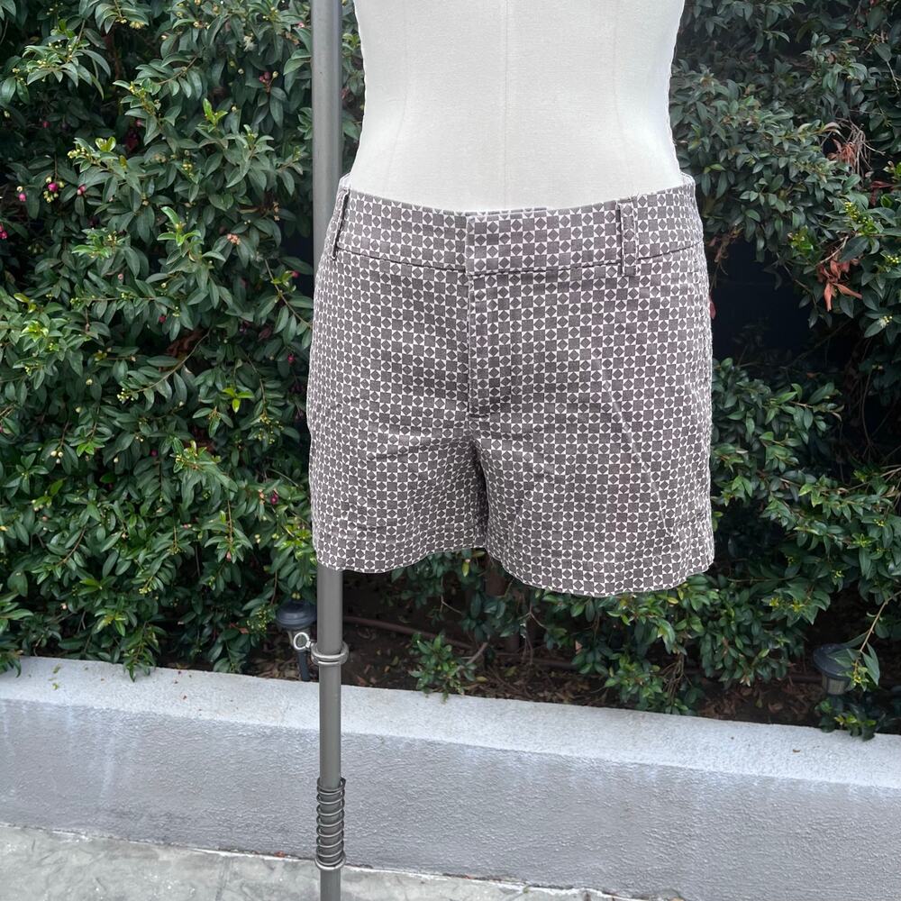Banana Republic Martin Fit Geometric Print Shorts Women’s Size 6 Brown Stretch